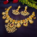 Load image into Gallery viewer, Bridal Gold jewellery Set with Red Stones and Pearls