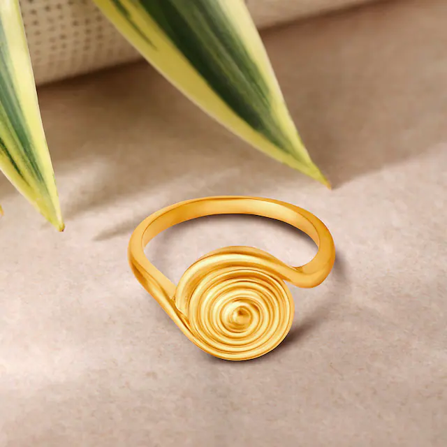 Entrancing 22 Karat Gold Ring