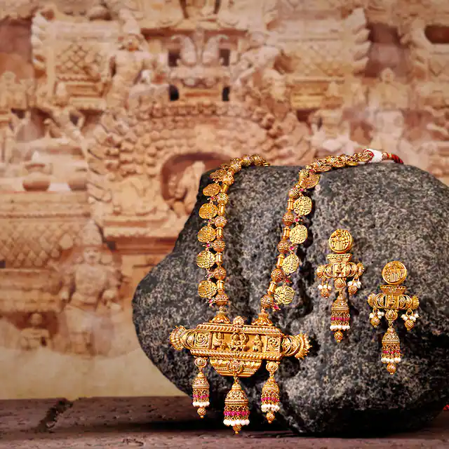 The Gopuram Necklace Set