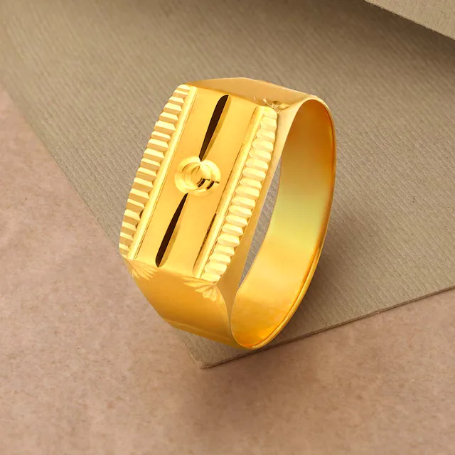 Geometric 22 Karat Yellow Gold Ring