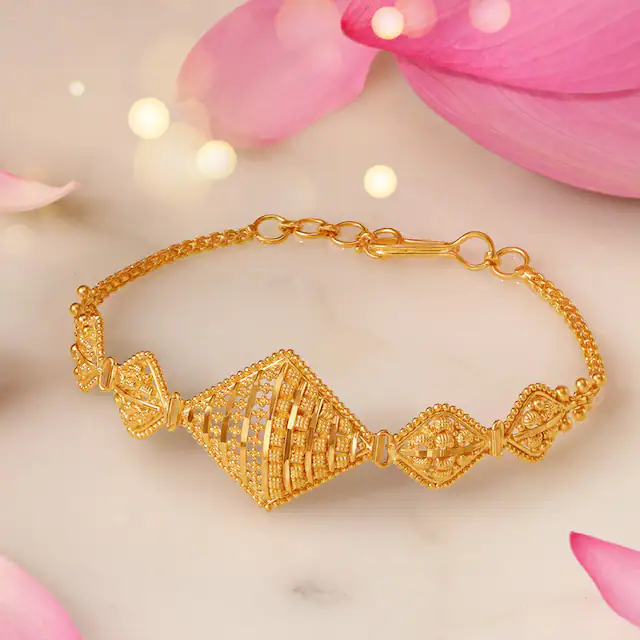 Slender Traditional Bracelet